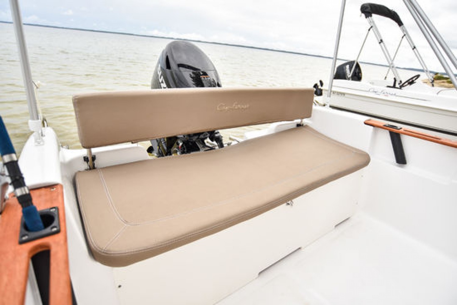 slider 2 B2 Marine Cap Ferret 472 Sun Deck